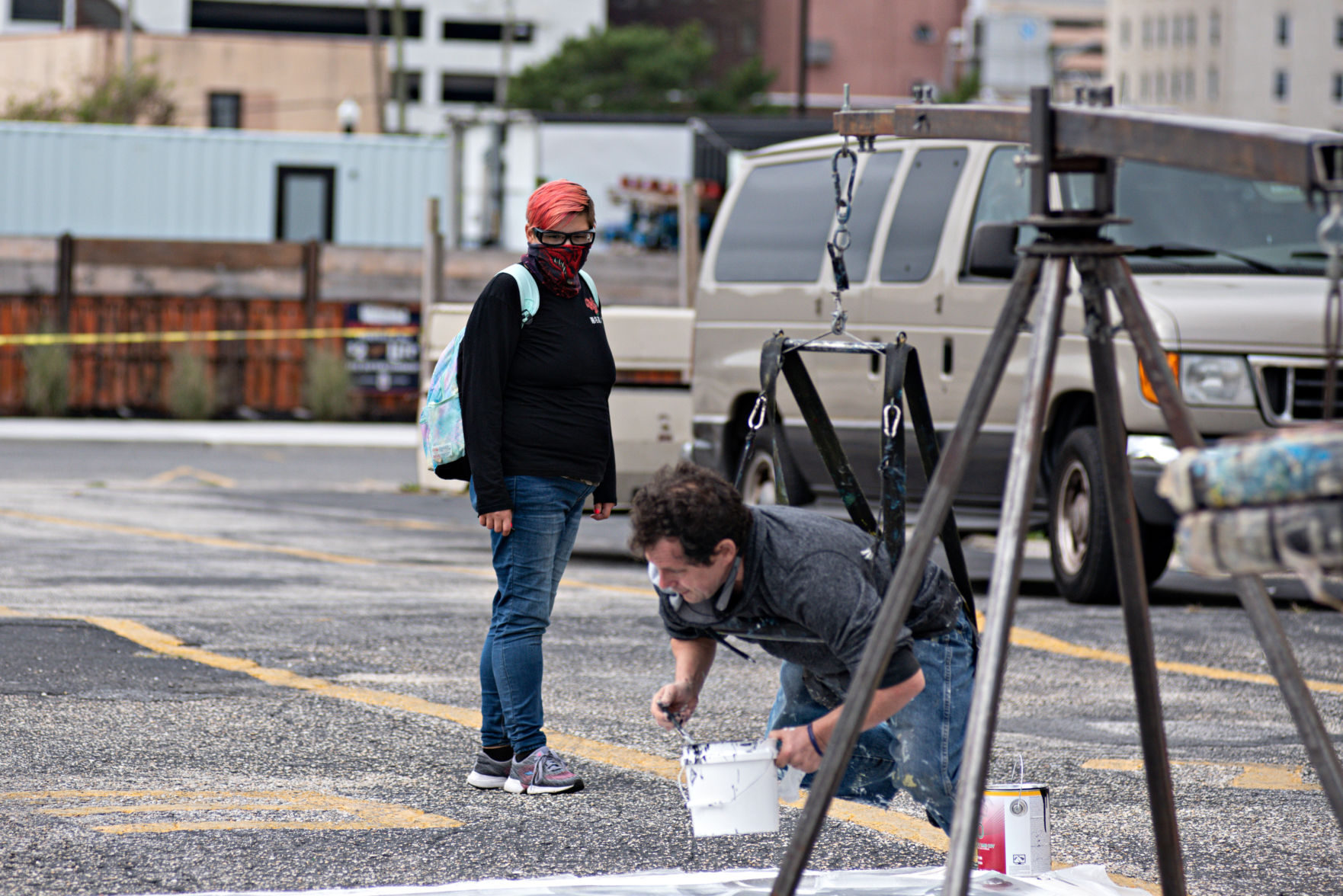 102520_nws_flyingartist